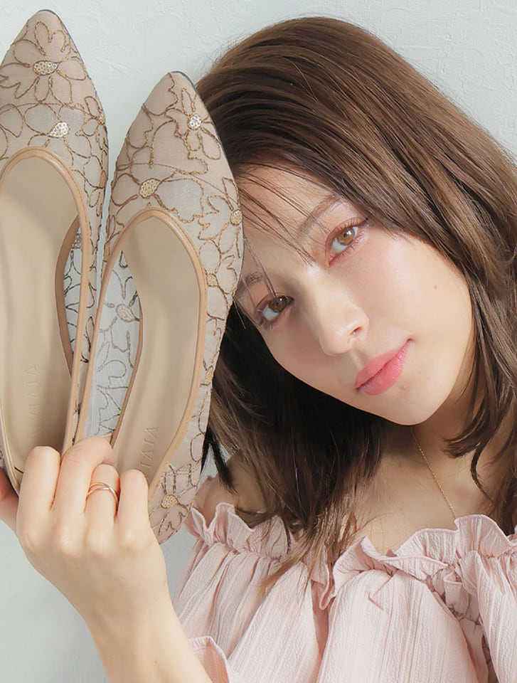 Vivian シアーフラワーレースフラットパンプス | 人気レディース
