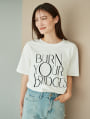 グラフィックロゴTシャツ