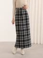 チェック柄バックスリットナロースカート