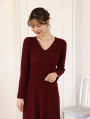 Vネックニットワンピース