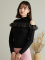 肩あきフラワーフリルニット