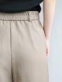 センターステッチパンツ