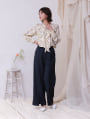 フラワープリントパールフリルブラウス
