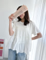 アシンメトリーフリルデザインフラワーパールTシャツ