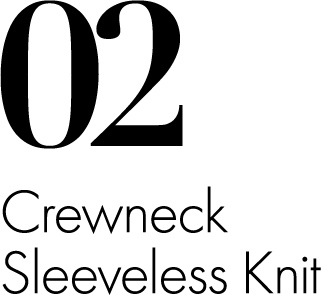 02 クルーネックノースリーブニット